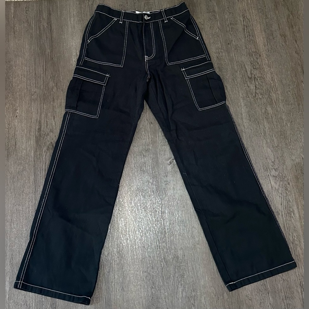 REFUGE Black Cargo Pants